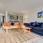 Modern, Bright And Welcoming Oceanfront
