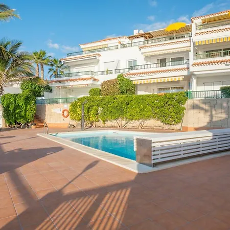 Апартаменты Modern, Bright And Welcoming Oceanfront *